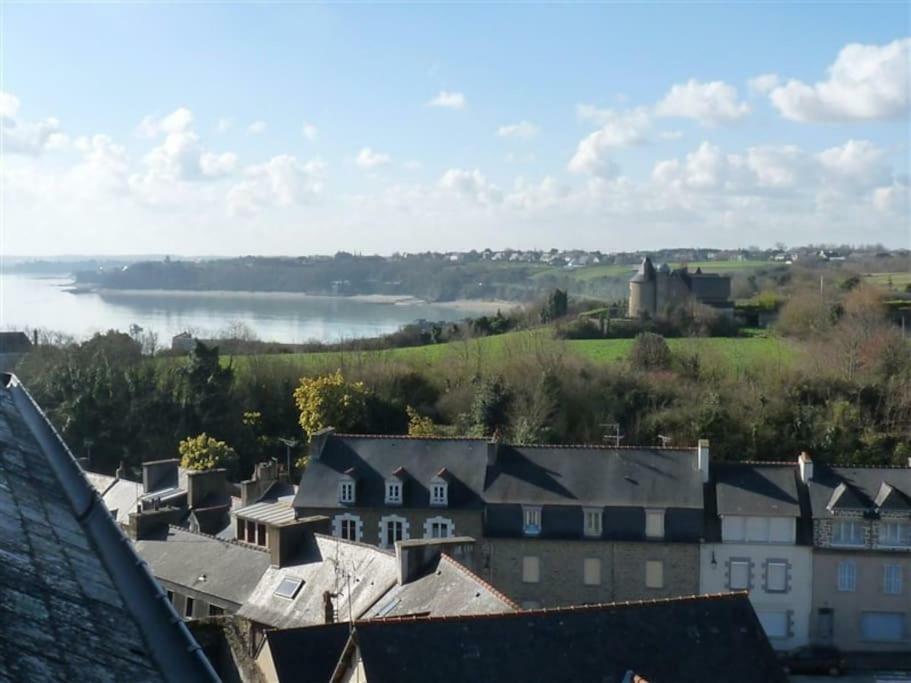 T3 Calme Et Lumineux Entre Mer Et Centre Bourg Cancale Exterior photo